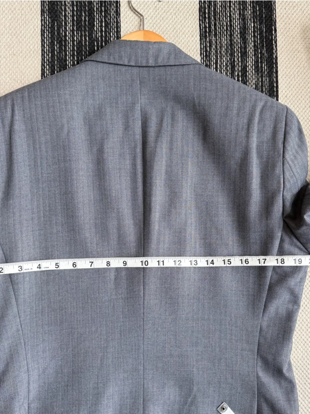 Banana Republic Men's Gray Herringbone Two Button‎ Classic Blazer Jacket Sz. 40R